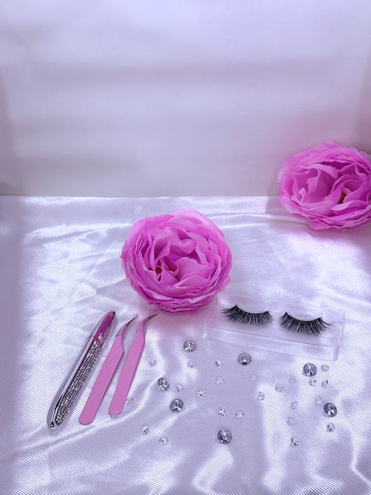 100% MINK EYE LASHES " LUXE LENGTHS "